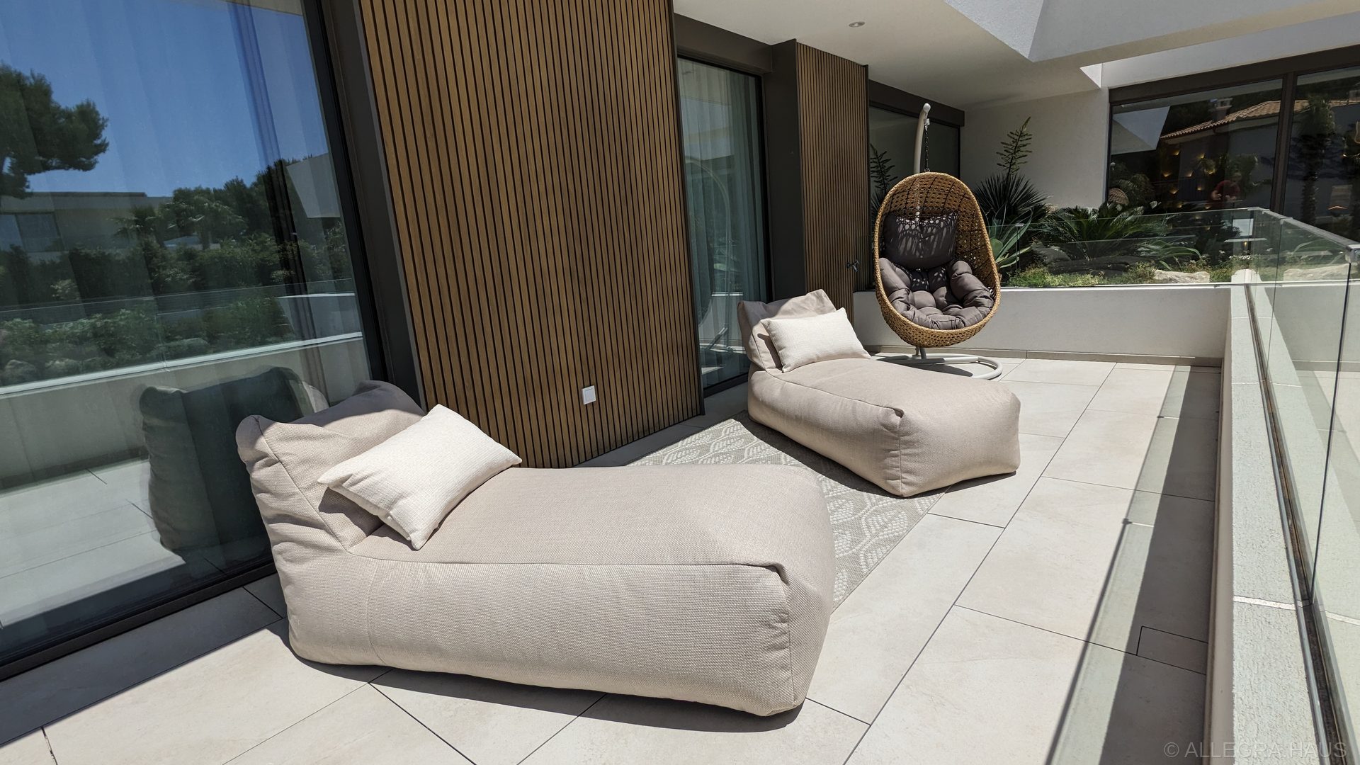 ALLEGRA Balkon Lounge Obergeschoss ALLEGRA Balkon Lounge Obergeschoss