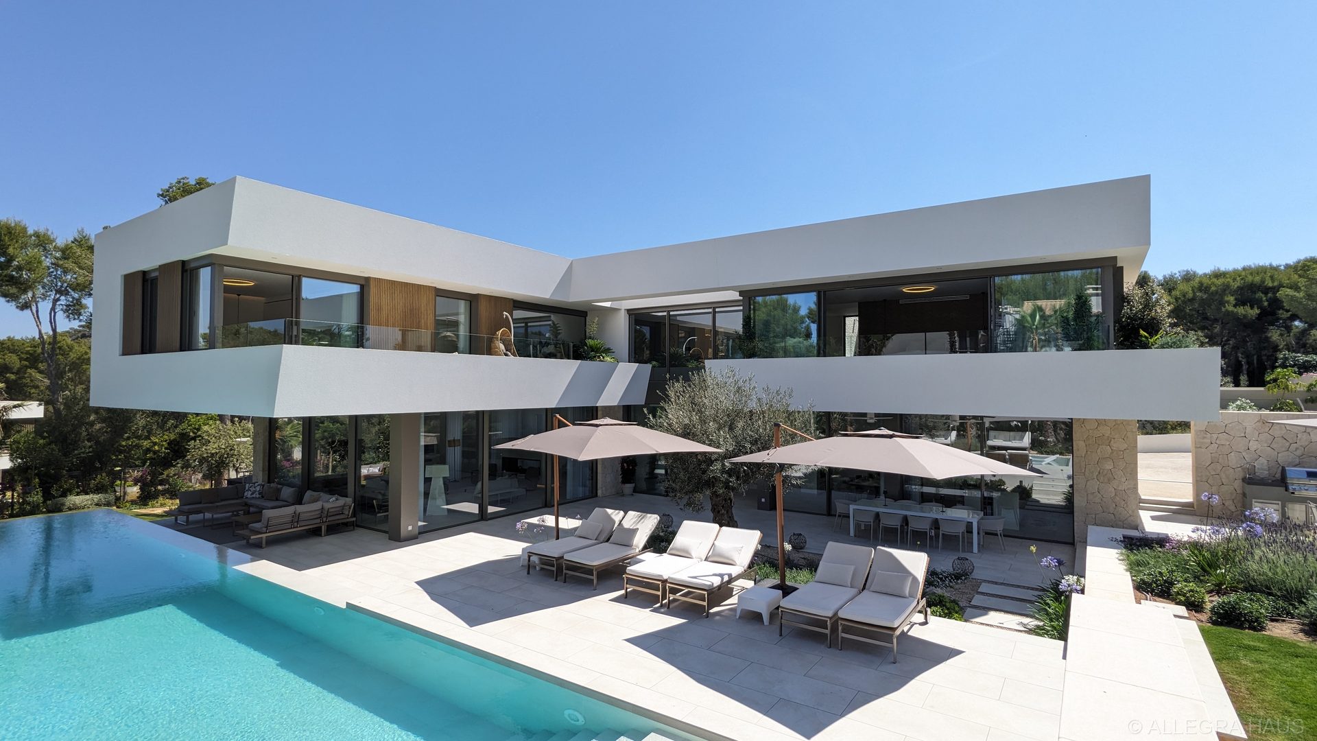ALLEGRA Luxusvilla Nova Santa Ponsa Mallorca Außenansicht ALLEGRA Luxusvilla Nova Santa Ponsa Mallorca Außenansicht